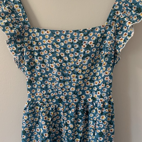 Shein floral dress - Picture 6 of 9